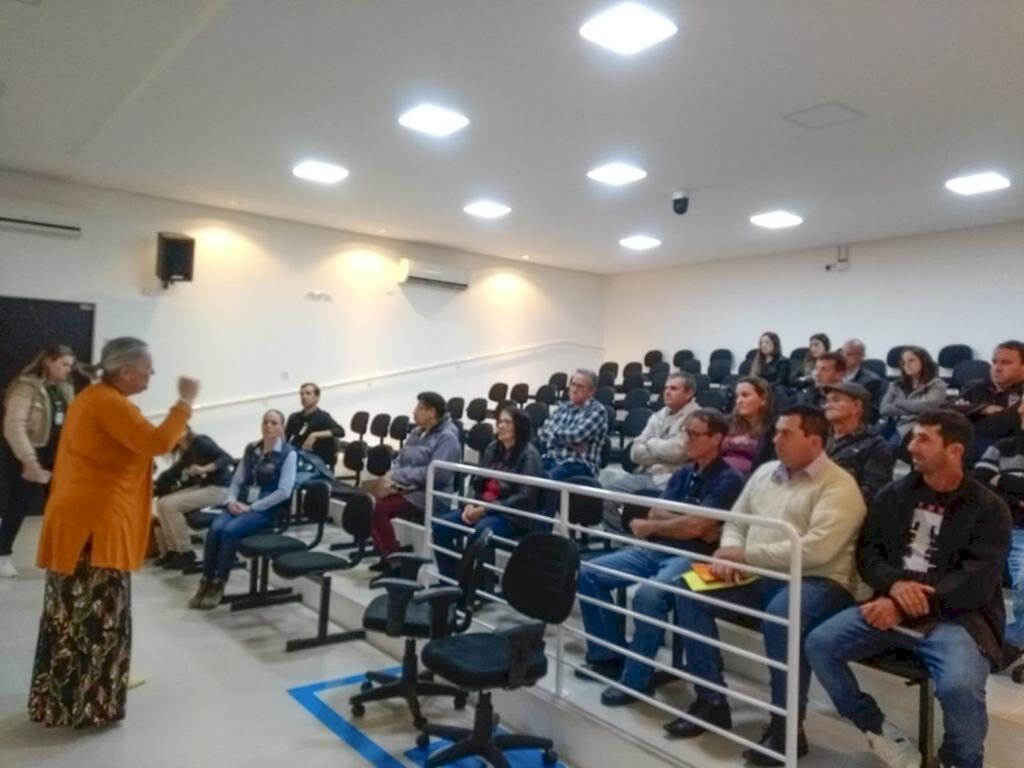 REALIZADA REUNIÃO PARA REESTRUTURAÇÃO DO CMDR EM SÃO JOÃO DO SUL