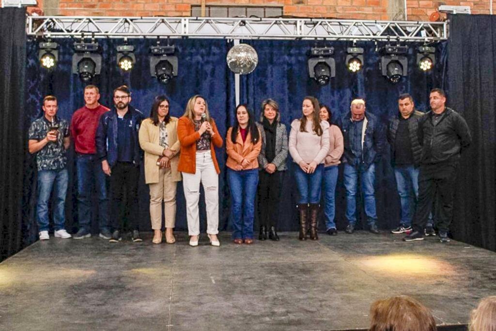 REALIZADA A SEGUNDA ETAPA DA I MOSTRA CULTURAL EM MORRINHOS DO SUL