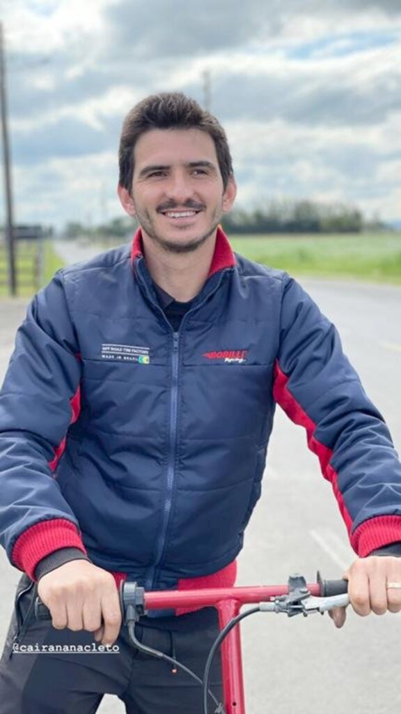 DESTAQUE DA SEMANA: Piloto de  Motocross de  São João do Sul, Cássio Anacleto Espíndola.