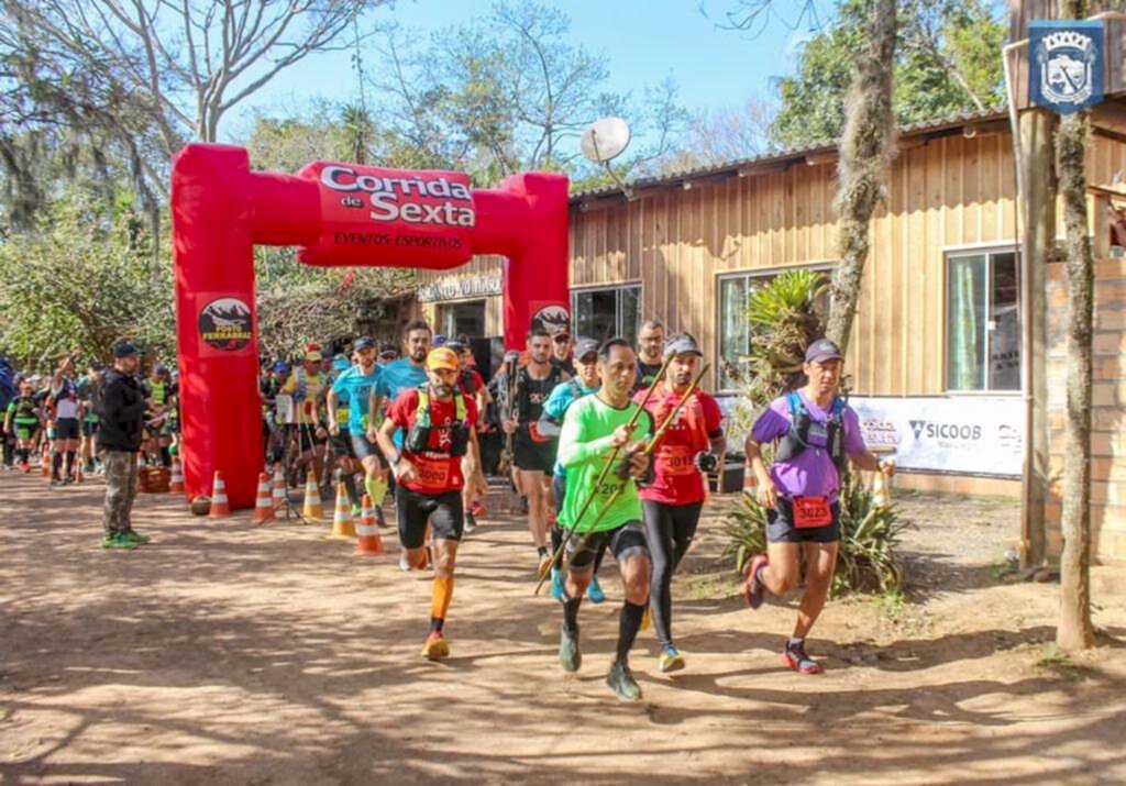 SUCESSO NA REALIZAÇÃO DA PRIMEIRA CORRIDA EM TRILHA DO MUNICÍPIO DE MORRINHOS DO SUL