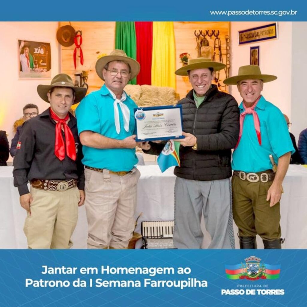 REALIZADO JANTAR EM HOMENAGEM AO PATRONO DA I SEMANA FARROUPILHA EM PASSO DE TORRES
