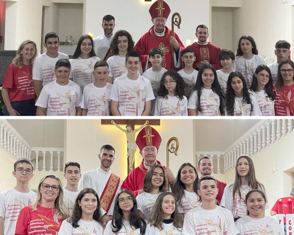 MAIS DE 50 JOVENS SÃO CRISMADOS NA PARÓQUIA SÃO JOÃO BATISTA DE SÃO JOÃO DO SUL