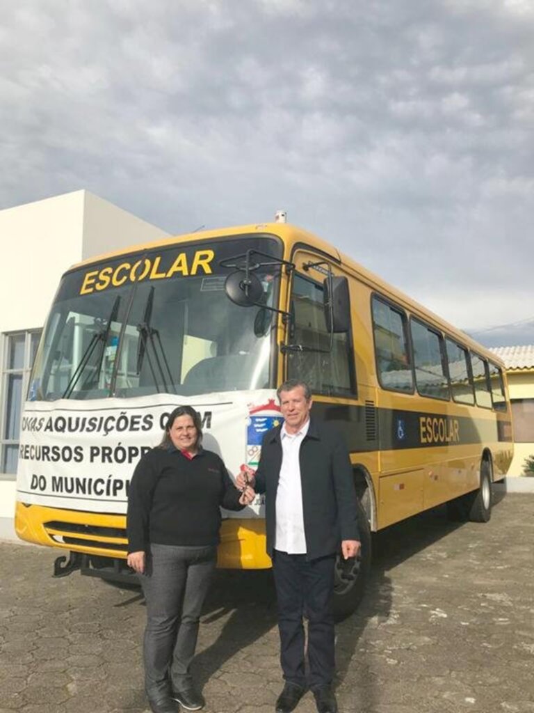 PREFEITURA MUNICIPAL DE SÃO JOÃO DO SUL ADQUIRE ÔNIBUS 0KM