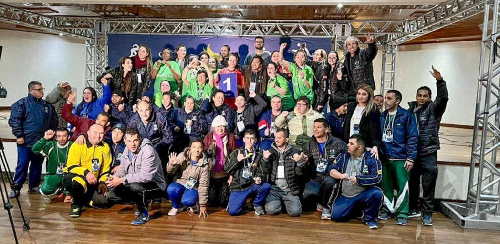 ATLETAS DA REGIÃO SÃO CAMPEÕES NA 22ª OLIMPÍADA  ESTADUAL DAS APAES