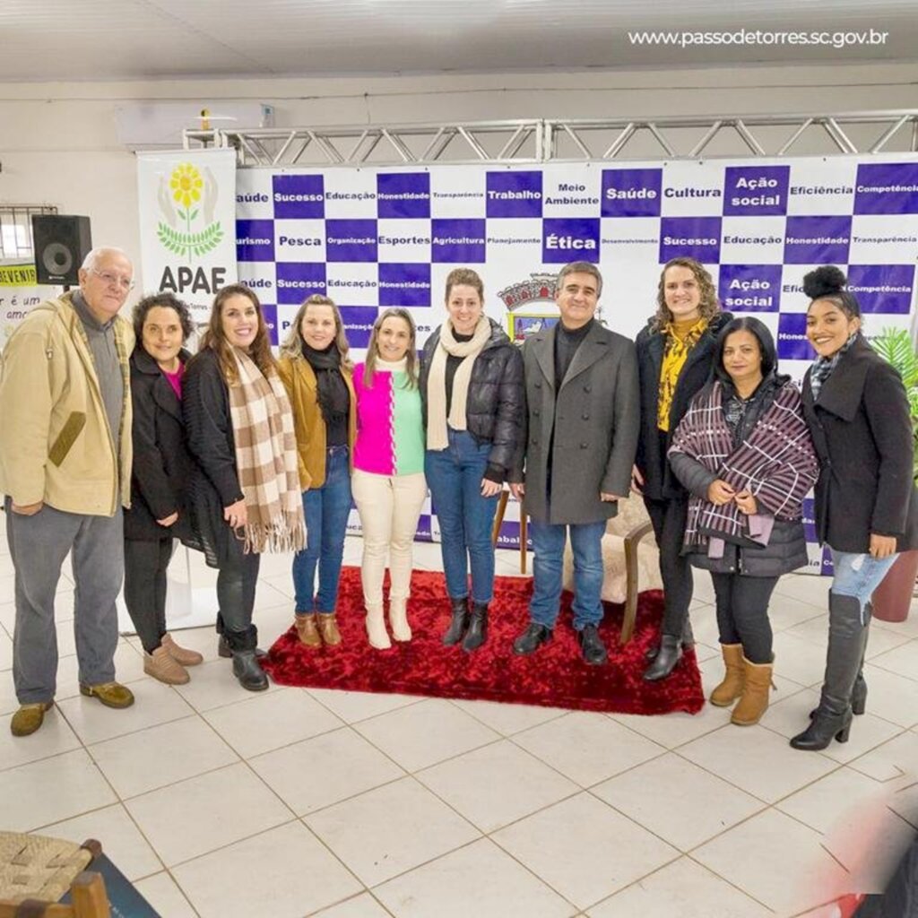 PALESTRA ABORDA RISCOS DA AUTO EXPOSIÇÃO DIGITAL EM PASSO DE TORRES