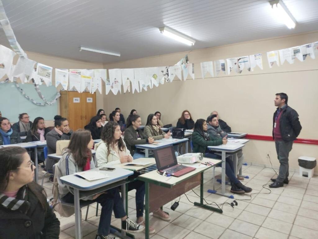 MUNICÍPIO DE SÃO JOÃO DO SUL RECEBE CURSO DE EXCELÊNCIA EM VENDAS