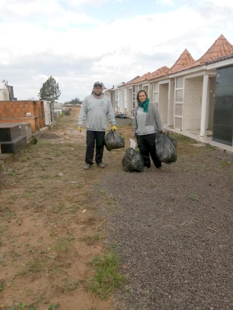 TORRES: AGENTES DE ENDEMIAS VISTORIAM CEMITÉRIOS FORTALECENDO O COMBATE AO AEDES AEGYPTI