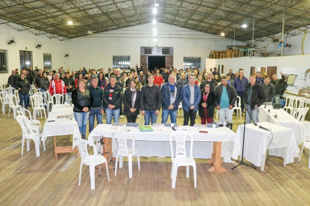 SESSÃO ITINERANTE DA CÂMARA DE MORRINHOS DO SUL É MARCADA POR ANÚNCIO DE OBRAS