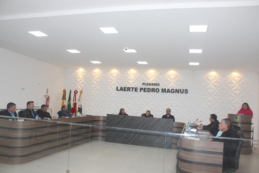 PROJETO DE LEI QUE INSTITUI O REFIS SÃO JOÃO 2022 É APRESENTADO NA CÂMARA