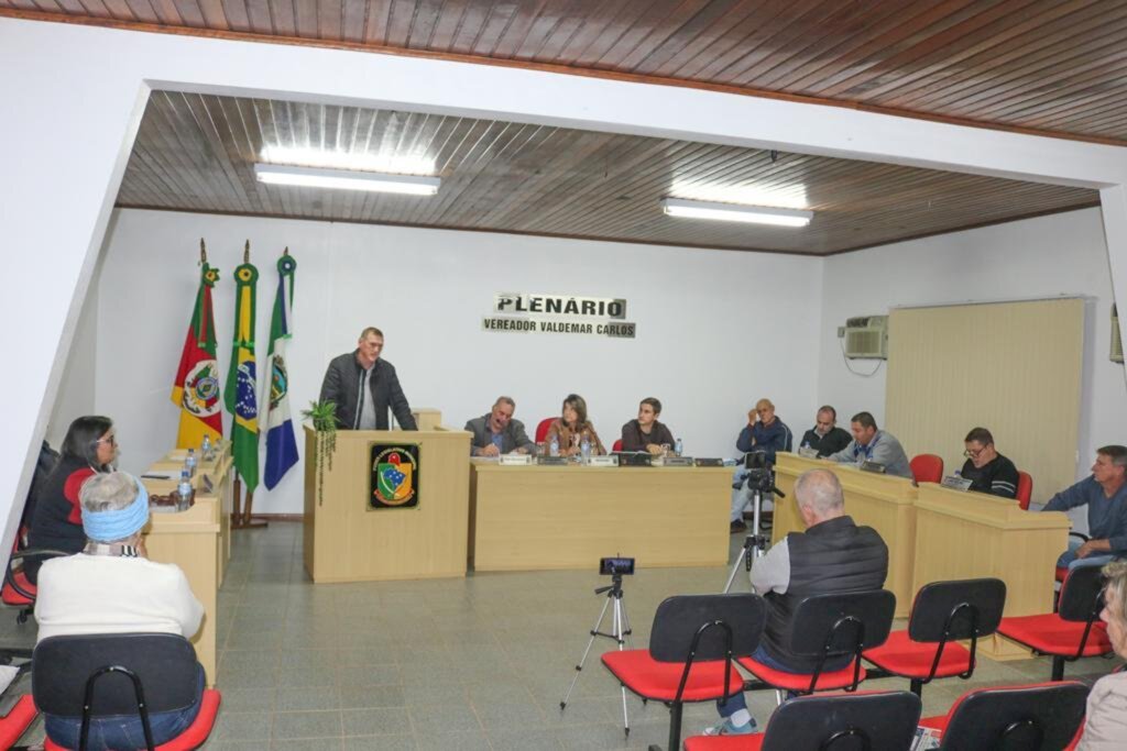 DEMORA NO RESTABELECIMENTO DA ENERGIA ELÉTRICA GERA CRITICAS NA CÂMARA DE VEREADORES DE MORRINHOS DO SUL
