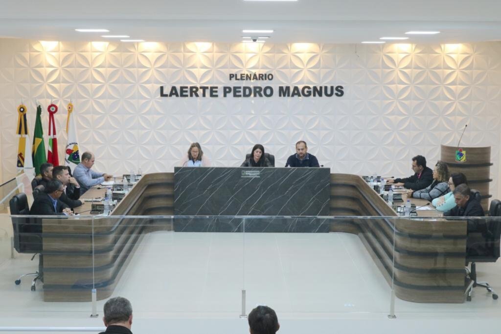 VEREADORES APROVAM INDICAÇÕES  SOLICITANDO MELHORIAS NO MUNICÍPIO DE SÃO JOÃO DO SUL