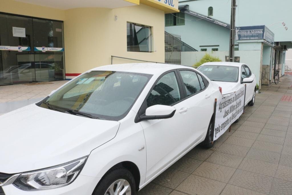 SECRETARIA MUNICIPAL DE SAÚDE DE SÃO JOÃO DO SUL RECEBE MAIS DOIS VEÍCULOS 0KM PARA O TRANSPORTE DE PACIENTES