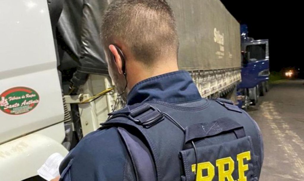 © Operação Tiradentes/Polícia Rodoviária Federal - 