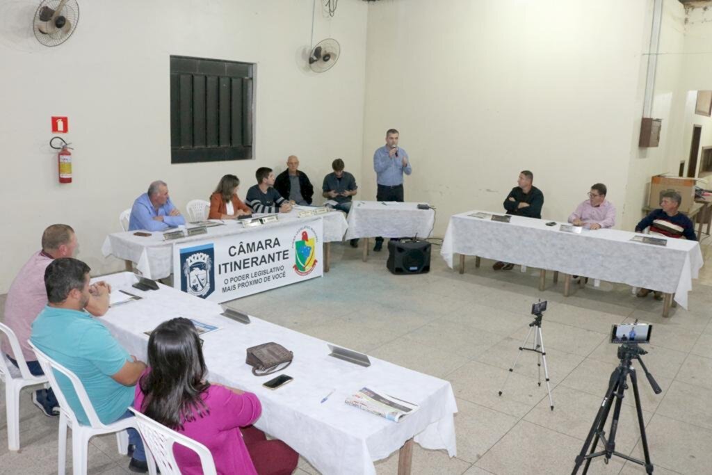 CÂMARA DE VEREADORES DE MORRINHOS DO SUL REALIZA  SESSÃO ITINERANTE EM VILA TRÊS PASSOS