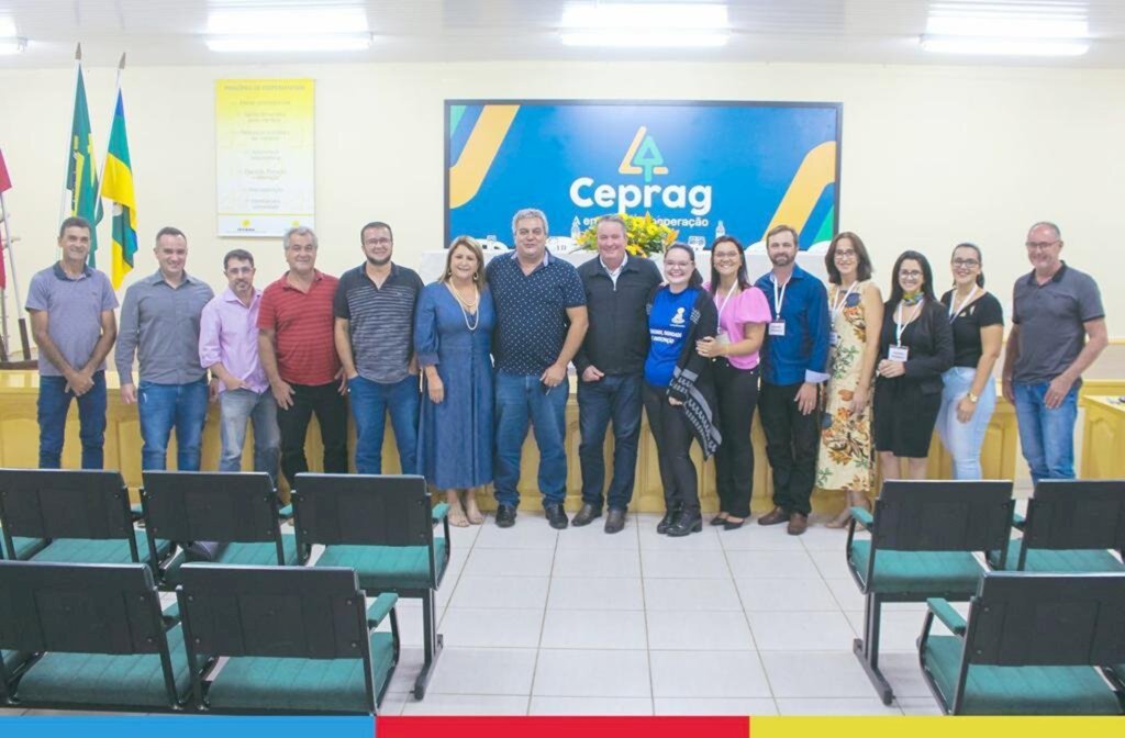 PRAIA GRANDE REALIZA  AUDIÊNCIA PÚBLICA PARA  DISCUTIR O PLANO  MUNICIPAL DE EDUCAÇÃO