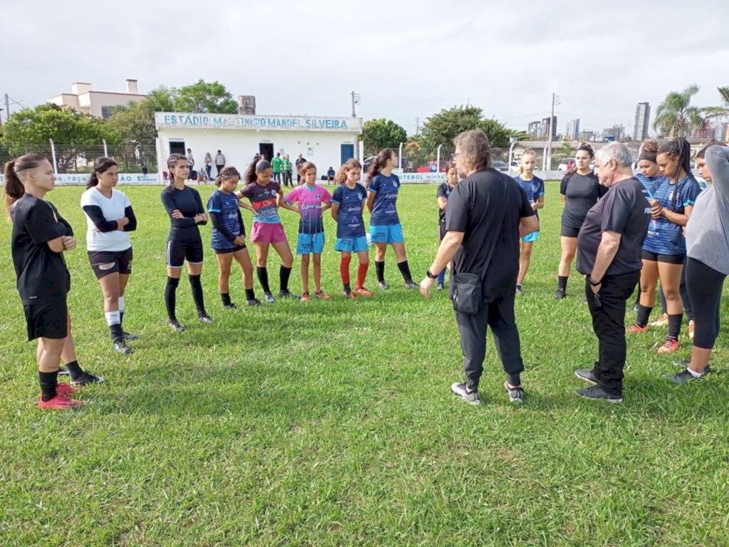 PASSO DE TORRES: ATLETAS SÃO SELECIONADAS PARA JOGAR NO JUVENTUDE DE CAXIAS DO SUL