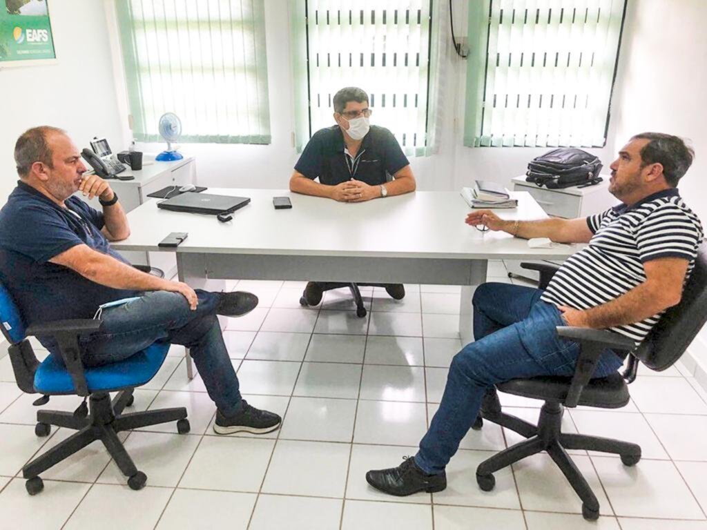 PREFEITURA DE SANTA ROSA E IFC ALIADOS EM PROL DO DESENVOLVIMENTO DO MUNICÍPIO