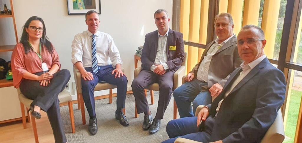 PREFEITO DE MORRINHOS DO SUL MARCOS VENICIOS EVALDT CUMPRE AGENDA EM BRASÍLIA