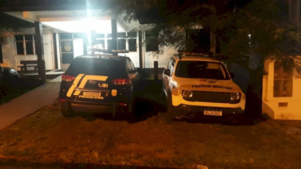 JOVEM MATA O IRMÃO COM FACADA NO CORAÇÃO EM PASSO DE TORRES