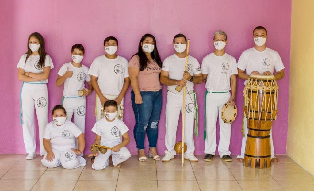 CRIANÇAS E ADOLESCENTES PARTICIPAM DA OFICINA DE CAPOEIRA DO SCFV EM PASSO DE TORRES