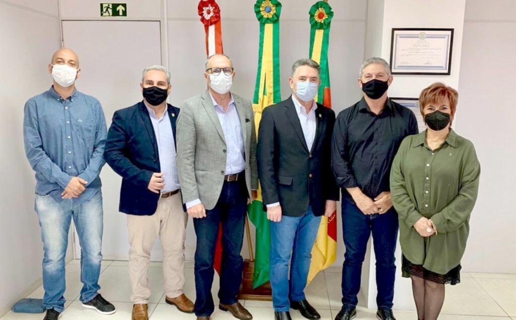UCS REAFIRMA COMPROMISSO DE IMPLANTAÇÃO DO CAMPUS NO MUNICÍPIO DE TORRES
