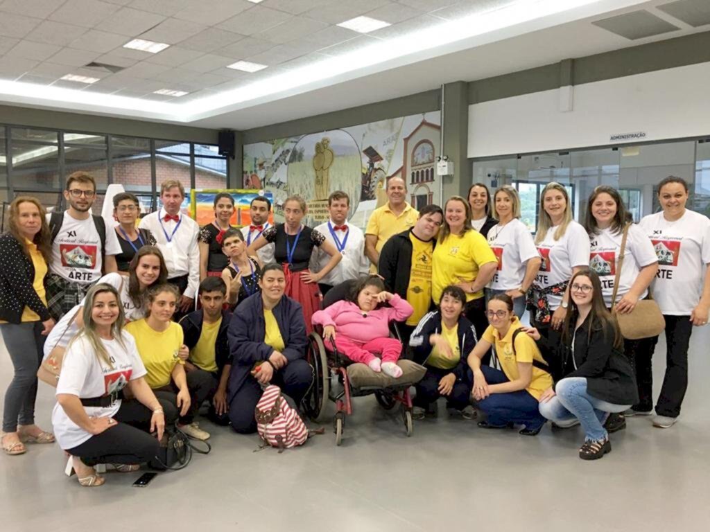 30 ANOS DE TRABALHO COMUNITÁRIO E MUITAS  CONQUISTAS DA APAE DE SANTA ROSA DO SUL