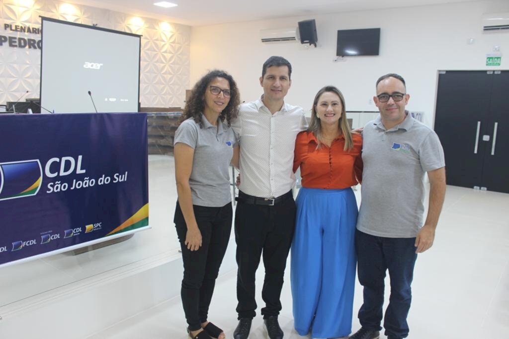 CDL DE SÃO JOÃO DO SUL PROMOVE PALESTRA  'VENDER É POP' COM ANDRÉIA E BILL