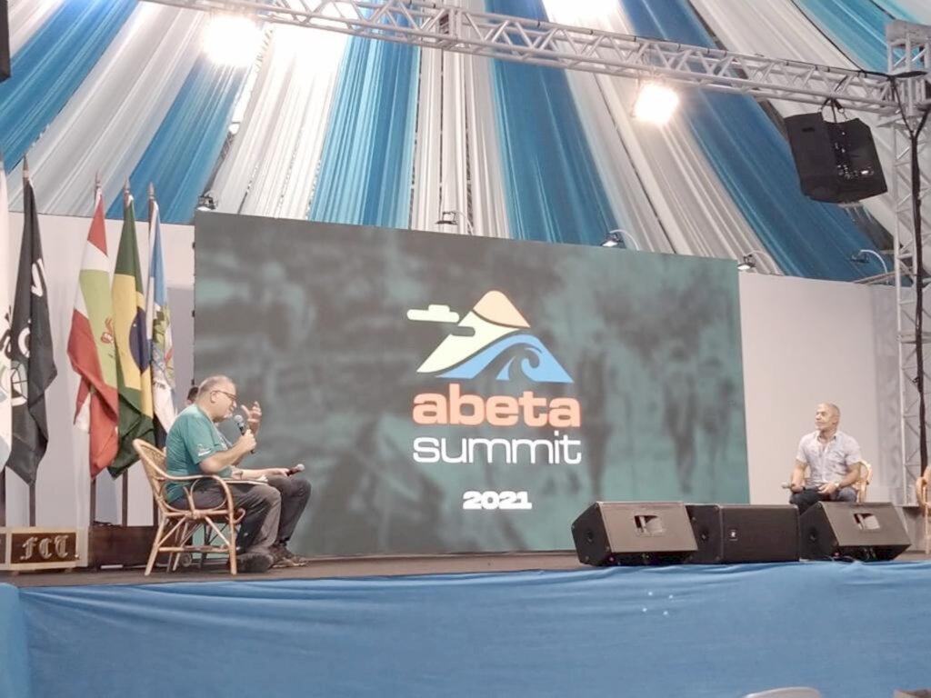 PRAIA GRANDE É DESTAQUE NO CONGRESSO BRASILEIRO DE TURISMO DE AVENTURA - ABETA SUMMIT
