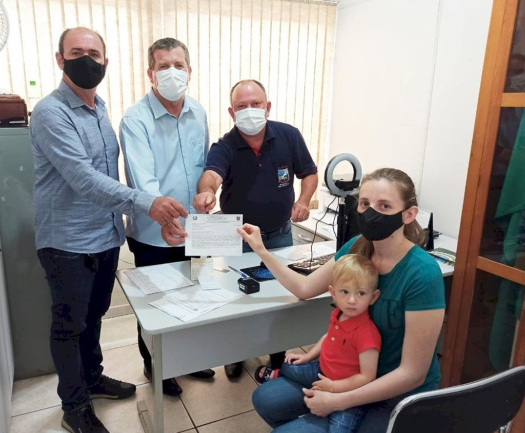 SÃO JOÃO DO SUL VOLTA A  CONFECCIONAR CARTEIRAS DE IDENTIDADE