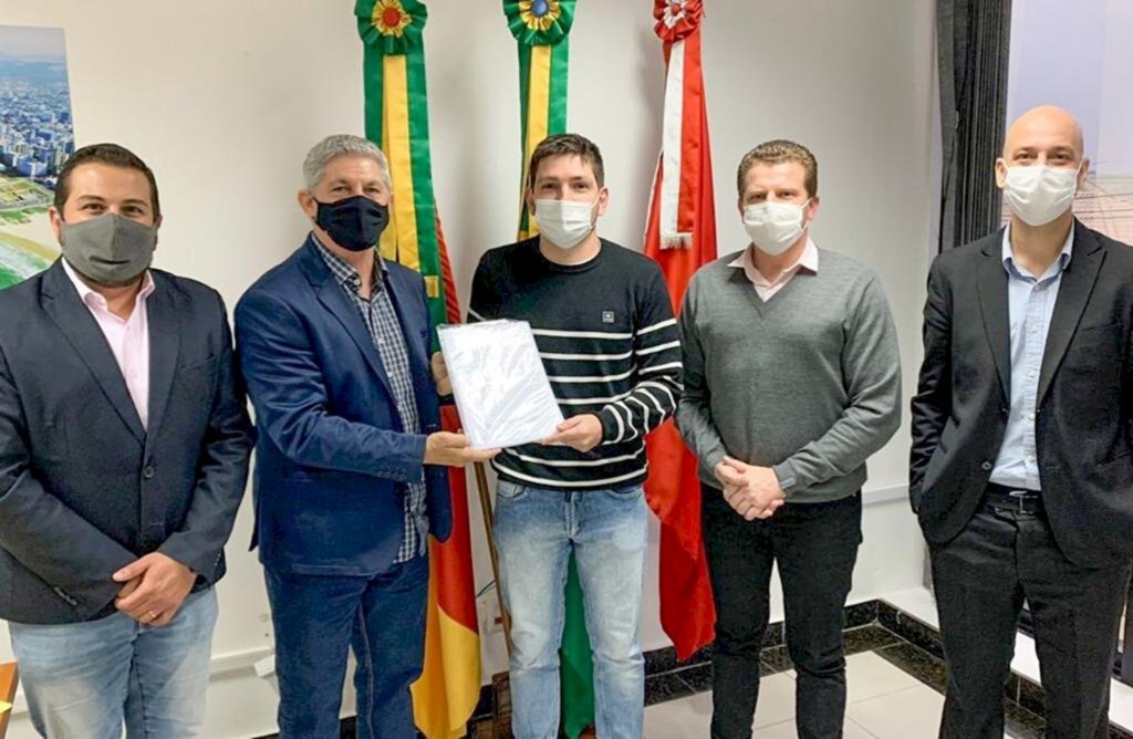 REVISÃO DO PLANO DIRETOR É APRESENTADO PELA SECRETARIA DO MEIO AMBIENTE E URBANISMO EM TORRES