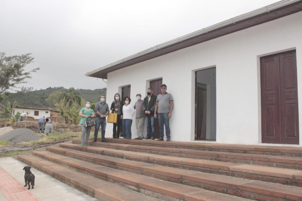 PREFEITO VISITA OBRAS PARA INSTALAÇÃO DO INSTITUTO CULTURAL DE SANTA ROSA DO SUL