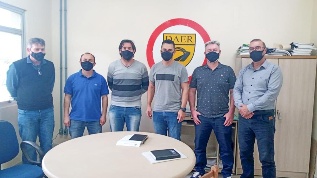 VEREADORES SOLICITAM MELHORIAS PARA IMPORTANTES VIAS DO MUNICÍPIO DE TORRES