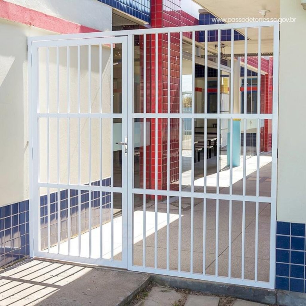 PREFEITURA DE PASSO DE TORRES INVESTE EM MELHORIAS NAS ESCOLAS
