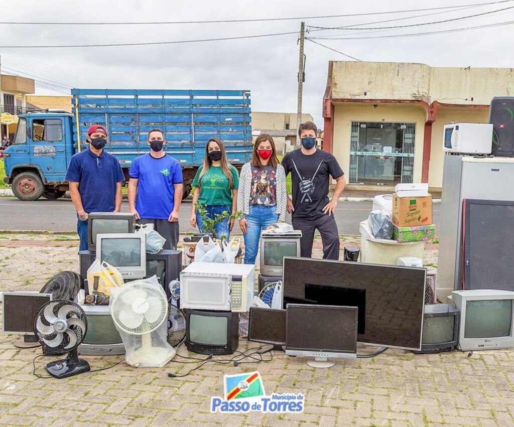 COLETA DO LIXO ELETRÔNICO ARRECADA 1,3 TONELADA DE MATERIAL EM PASSO DE TORRES