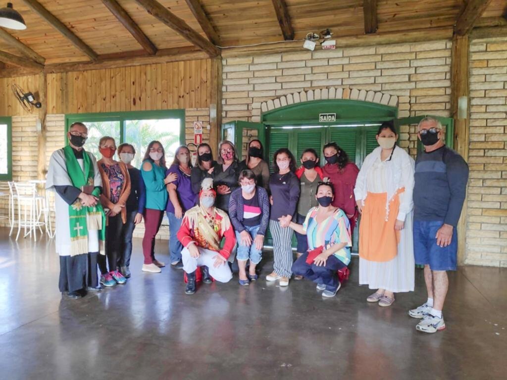 SECRETARIA DE TURISMO CAPACITA EMPREENDEDORES PARA O TURISMO RURAL EM TORRES