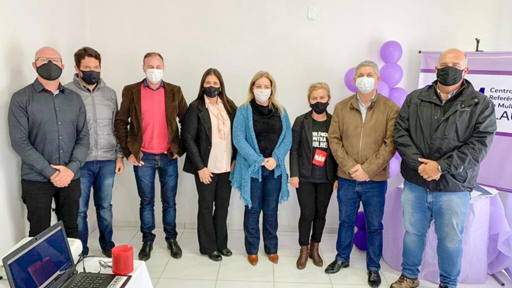 CENTRO DE REFERÊNCIA PRICILA SELAU COMPLETA 06 ANOS