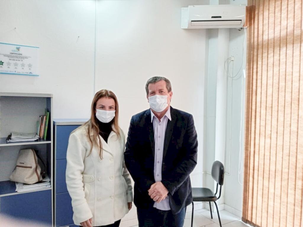 NOVA SECRETÁRIA DE ASSISTÊNCIA SOCIAL TOMA POSSE EM SÃO JOÃO DO SUL