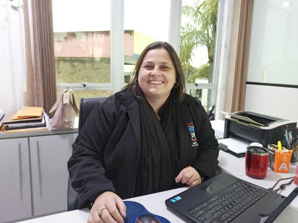 SECRETÁRIA DE EDUCAÇÃO DE SÃO JOÃO DO SUL REFORÇA IMPORTÂNCIA DO RETORNO ÀS AULAS PRESENCIAIS