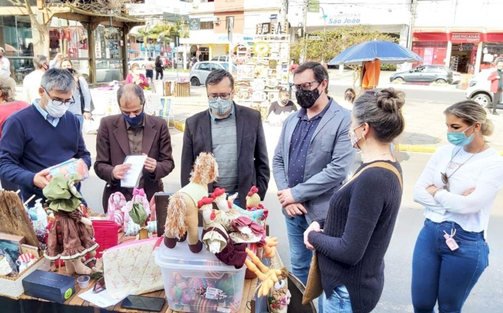SUCESSO EM MAIS UMA EDIÇÃO DA  MINIFEIRA DE ARTESANATO DE TORRES