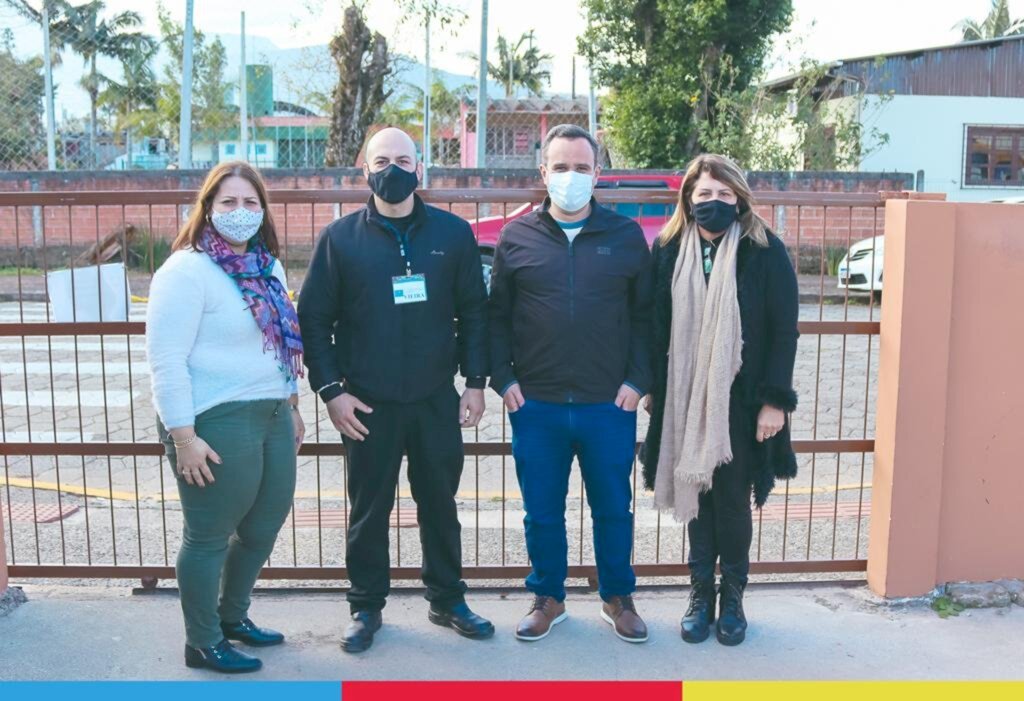 ESCOLAS CONTAM COM AGENTES DE SEGURANÇA NAS PORTARIAS EM PRAIA GRANDE