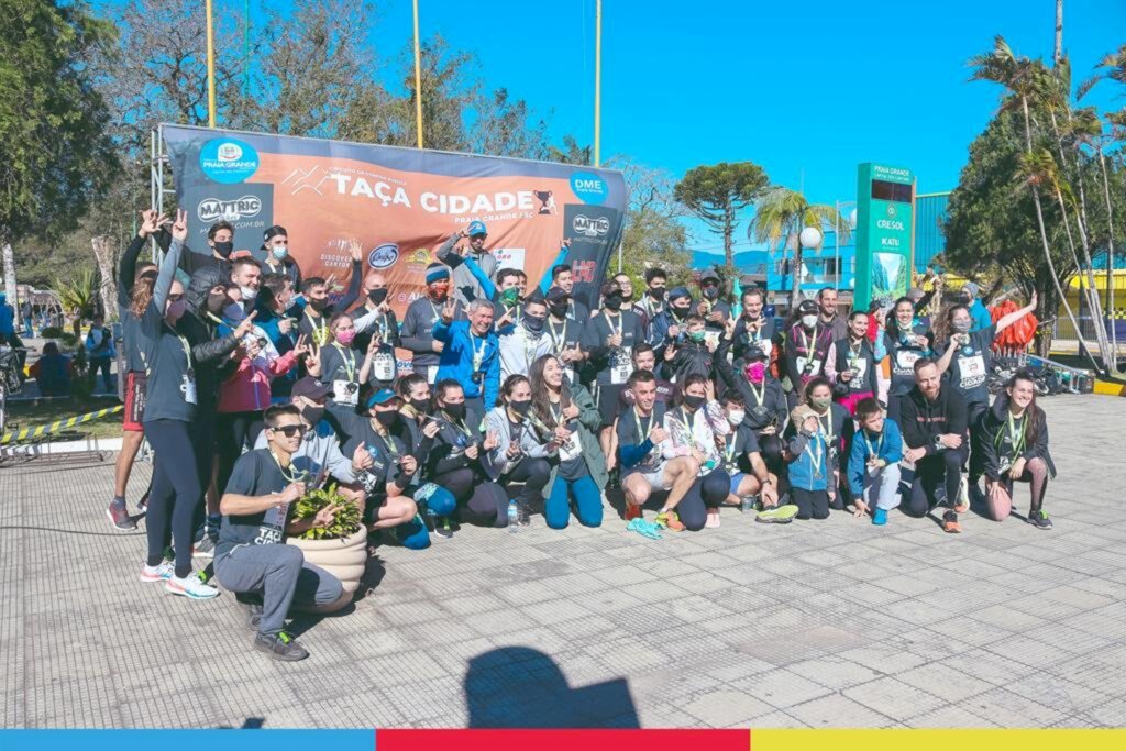 REALIZADA A 1ª ETAPA DO CIRCUITO DE CORRIDA RÚSTICA TAÇA CIDADE PRAIA GRANDE