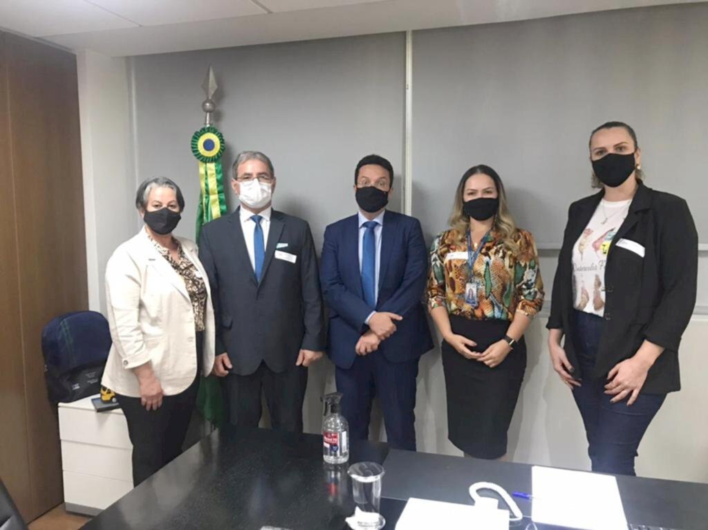 PASSO DE TORRES: EM BUSCA DE RECURSOS  EM BRASÍLIA