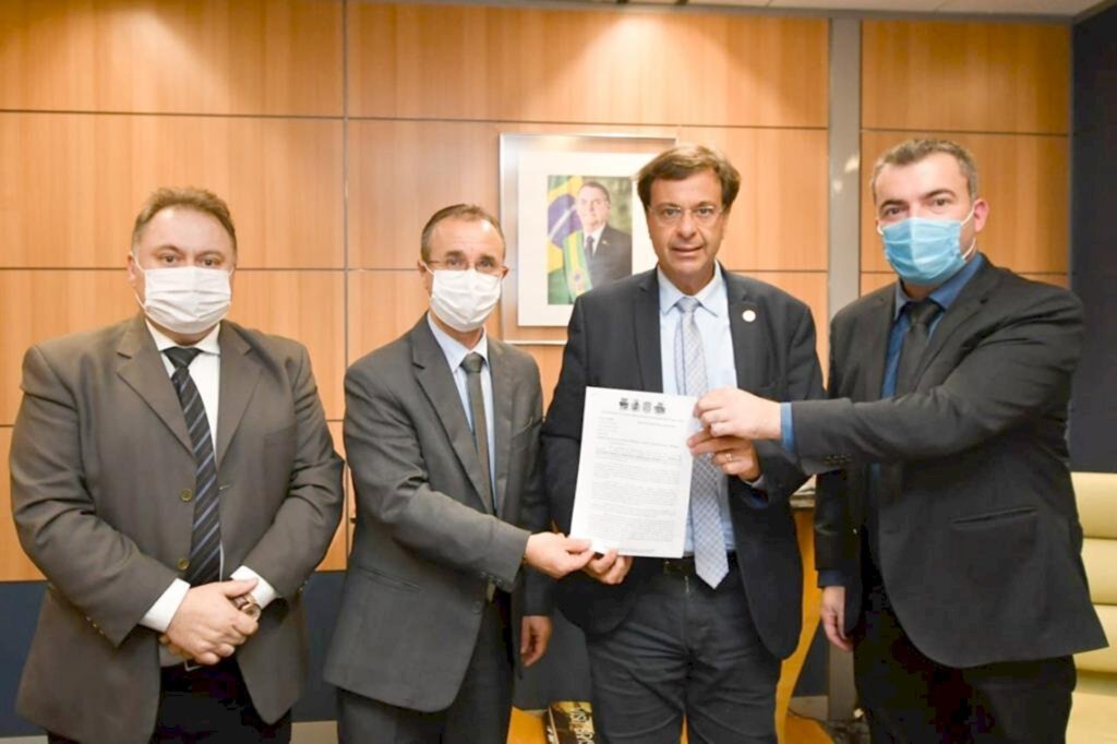 MORRINHOS DO SUL: MARCOS VENICIOS TENTA VIABILIZAR RECURSOS NO MINISTÉRIO DO TURISMO