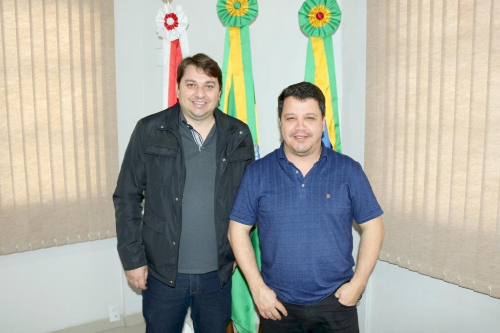 PRAIA GRANDE: PREFEITO FANICA CONVOCA REUNIÃO COM SECRETARIADO PARA AVALIAR O PRIMEIRO SEMESTRE DE GOVERNO