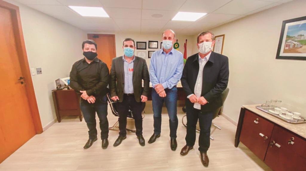 RECURSOS PARA USINA DE  ASFALTO AOS MUNICÍPIOS DO EXTREMO SUL SÃO GARANTIDOS