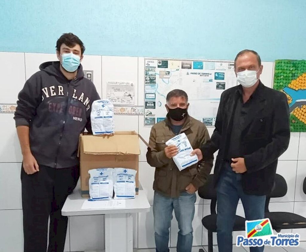 PESCADORES DE  EMBARCAÇÕES RECEBERÃO KIT DE PRIMEIROS SOCORROS EM PASSO DE TORRES