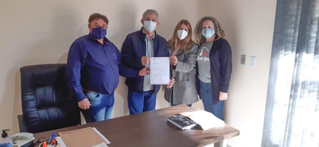 PREFEITURA DE TORRES RECEBE INDICAÇÃO DE EMENDA  PARLAMENTAR PARA ATENDIMENTO DE CÃES DE RUA