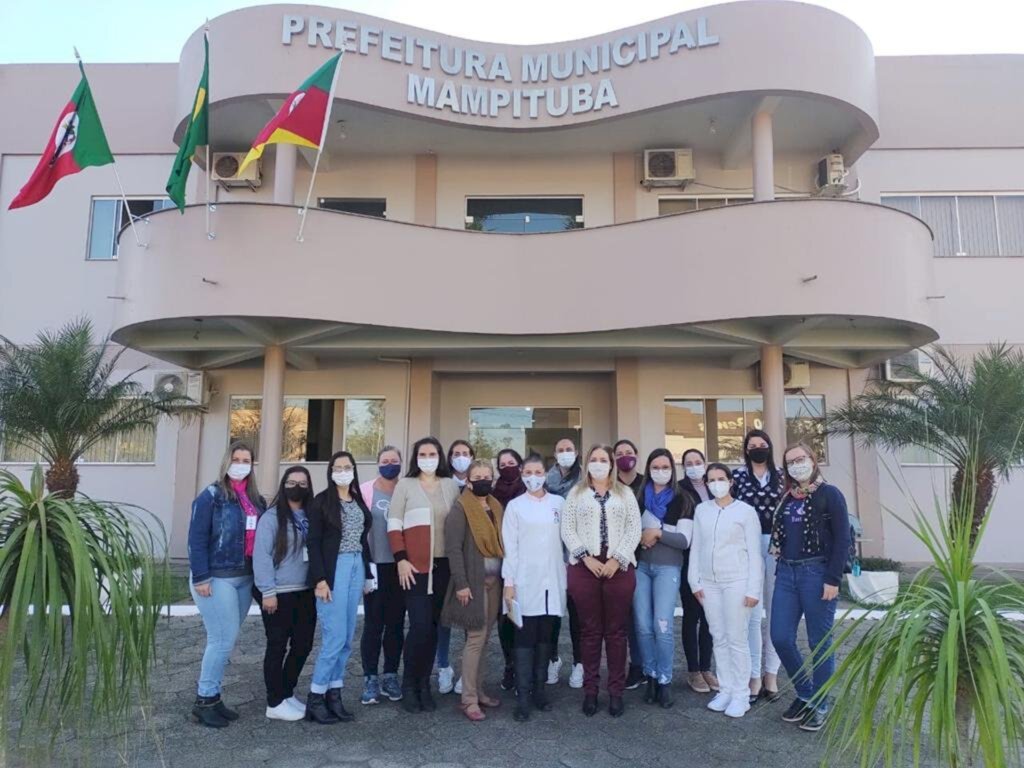 PARA FORTALECER REDE DE PROTEÇÃO, CRM VISITA PREFEITURA DE MAMPITUBA