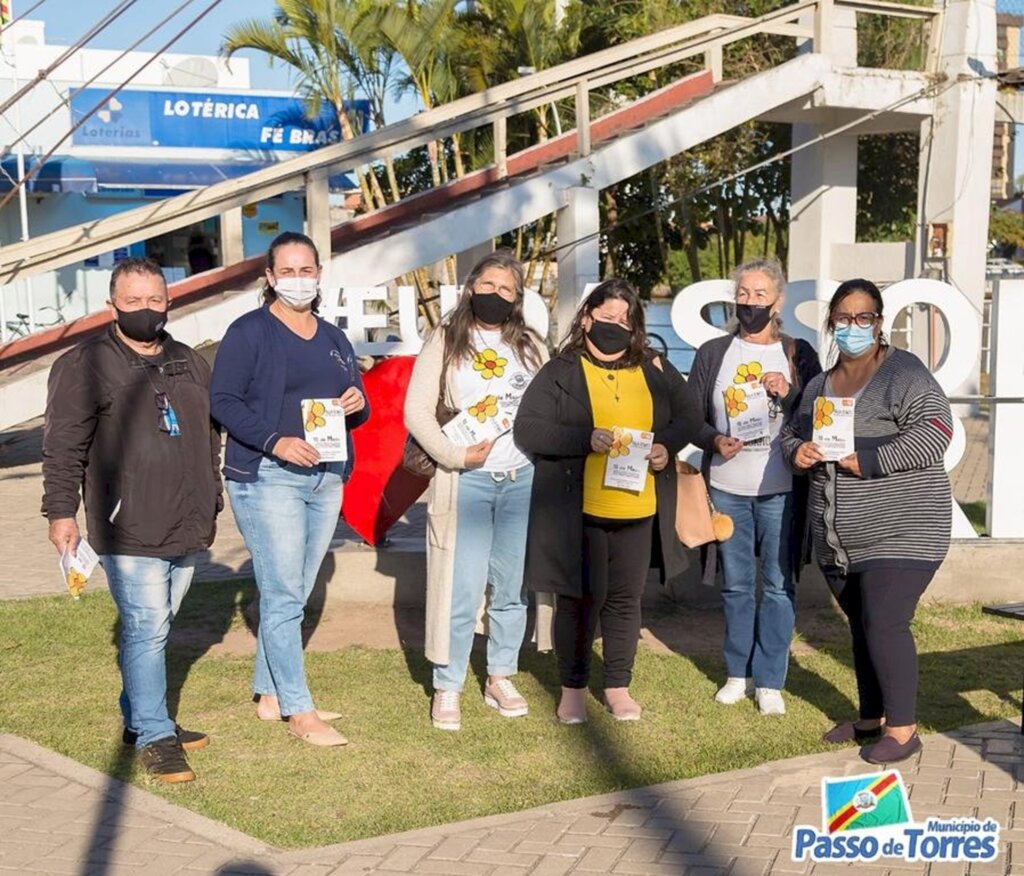 CONSELHO TUTELAR REALIZA AÇÃO DE CONSCIENTIZAÇÃO EM PASSO DE TORRES
