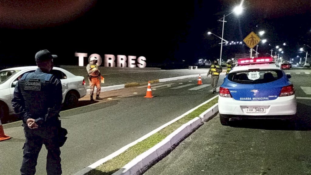 BRIGADA MILITAR E GUARDA MUNICIPAL REALIZAM OPERAÇÃO SOSSEGO INTEGRADA TORRES